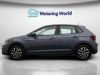 Begagnad VW Polo S 79 HK (58 kW) 2022 Grå Halvkombi