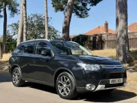 Used Mitsubishi Outlander 150 HP (110 kW) 2015 Black SUV