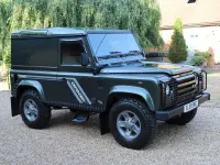 Used Land Rover Defender 90 HP (66 kW) 2001 Green