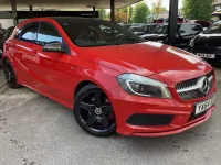 Begagnad Mercedes A250 AMG 211 HK (155 kW) 2015 Röd Halvkombi