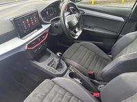 Used Seat Ibiza FR Sport 94 HP (69 kW) 2022 White Hatchback