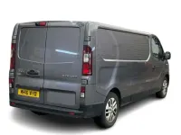 Usado Renault Trafic 120 HP (88 kW) 2016 Cinzento Monovolume
