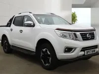 Used Nissan Navara Tekna 190 HP (139 kW) 2017 White Pickup