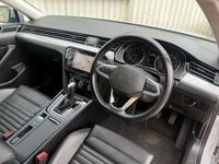 Used VW Passat SEL 150 HP (110 kW) 2023 Grey Estate