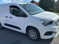 Used Vauxhall Combo Sportive 100 HP (73 kW) 2020 White MPV