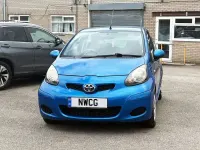 Used Toyota Aygo 67 HP (49 kW) 2010 Blue Hatchback