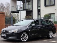 Second-hand Vauxhall Astra Design Edition 2017 Negru Break