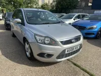 Used Ford Focus Zetec 110 HP (80 kW) 2008 Silver Hatchback