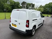 Used Vauxhall Combo Edition 100 HP (73 kW) 2021 White MPV