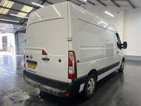Used Nissan Interstar Acenta 135 HP (99 kW) 2023 White Van
