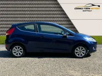 Used Ford Fiesta Zetec 82 HP (60 kW) 2010 Blue Hatchback