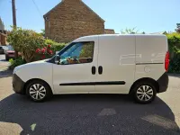 Usado Vauxhall Combo S 95 HP (69 kW) 2017 Branco Monovolume