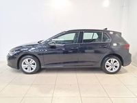Second-hand VW Golf VIII Life 115 CP (84 kW) 2021 Negru Hatchback