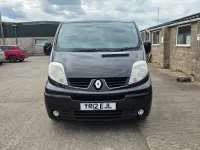 Używany Renault Trafic 115 KM (84 kW) 2012 Czarny Minivan