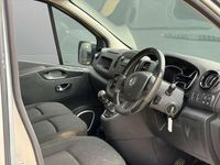 Used Vauxhall Vivaro Sportive 120 HP (88 kW) 2019 Silver MPV