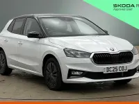 Usado Skoda Fabia Design Edition 110 CV (80 kW) 2025 Blanco Utilitario