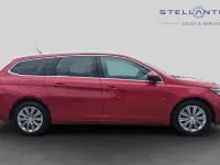 Used Peugeot 308 SW Allure 129 HP (94 kW) 2021 Red Estate