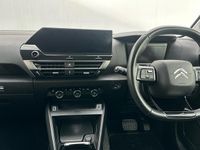 Used Citroën e-C4 Shine 100 kW (136 HP) 2022 White Hatchback