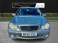Używany Mercedes C200 Avantgarde 2005 Szary Sedan/Limuzyna