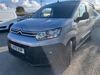 Used Citroën Berlingo 100 HP (73 kW) 2020 Grey MPV