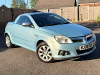 Second-hand Vauxhall Tigra 2009 Argintiu Cabrio
