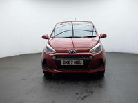 Used Hyundai i10 Premium SE 87 HP (63 kW) 2017 Red Hatchback