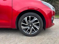 Usado Suzuki Swift SZ5 83 HP (61 kW) 2021 Vermelho Citadino