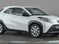 Used Toyota Aygo X PURE 72 HP (52 kW) 2024 White SUV