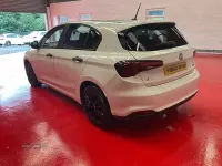 Used Fiat Tipo Easy 95 HP (69 kW) 2020 White Hatchback