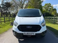 Usado Ford Transit Custom 130 HP (95 kW) 2019 Branco Van