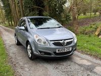 Used Vauxhall Corsa Design Edition 89 HP (65 kW) 2009 Silver Hatchback