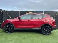 Used Nissan Qashqai Tekna 115 HP (84 kW) 2016 Red SUV
