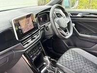 Used VW T-Roc R-line 150 HP (110 kW) 2025 Blue SUV