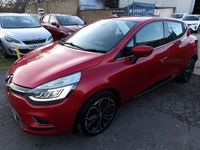 Used Renault Clio IV Dynamique 90 HP (66 kW) 2017 Red Hatchback
