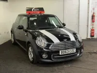 Usado Mini Cooper D Hatch 2013 Negro Utilitario