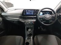 Used Hyundai i20 SE 100 HP (73 kW) 2022 White Hatchback