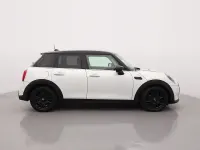 Usado Mini Cooper Classic 134 HP (98 kW) 2024 Branco Citadino