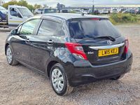 Used Toyota Yaris Multidrive S 99 HP (72 kW) 2015 Black Hatchback