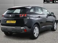 Gebraucht Peugeot 3008 Active 130 PS (95 kW) 2018 Schwarz SUV