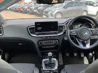 Used Kia XCeed 120 HP (88 kW) 2021 Brown SUV