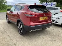 Used Nissan Qashqai Tekna 115 HP (84 kW) 2019 Red SUV