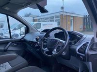 Used Ford Transit Custom Limited 125 HP (91 kW) 2016 Black Estate