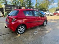 Used Toyota Yaris 2011 Red Hatchback
