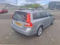 Second-hand Volvo V70 SE 150 CP (110 kW) 2016 Argintiu Break