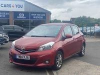 Used Toyota Yaris Plus 99 HP (72 kW) 2014 Red Hatchback