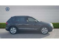 Usado VW Tiguan Life 150 CV (110 kW) 2022 Gris SUV