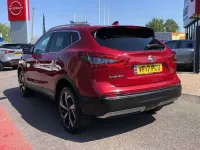 Used Nissan Qashqai Tekna 163 HP (119 kW) 2017 Red SUV