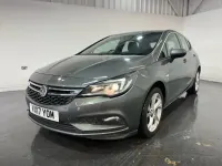 Used Vauxhall Astra SRi 100 HP (73 kW) 2017 Grey Hatchback