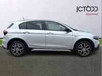 Used Fiat Tipo Cross 100 HP (73 kW) 2022 Silver Hatchback