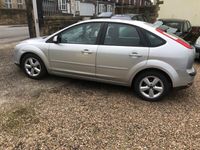 used Ford Focus 1.6 Zetec 5dr [Climate Pack]